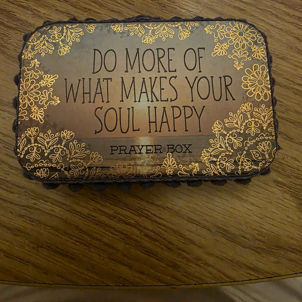 NATURAL LIFE Gold and Black Prayer Box